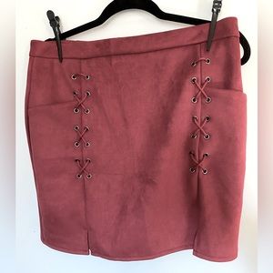 Faux suede burgundy mini skirt